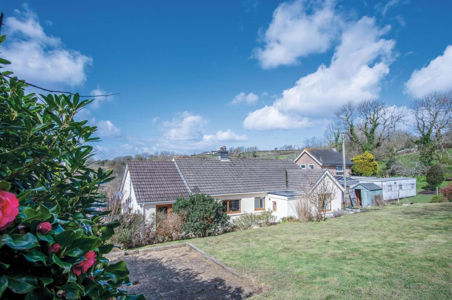Sorrento - 3 Bed Holiday Home - Wisemans Bridge Stepaside  Exterior photo