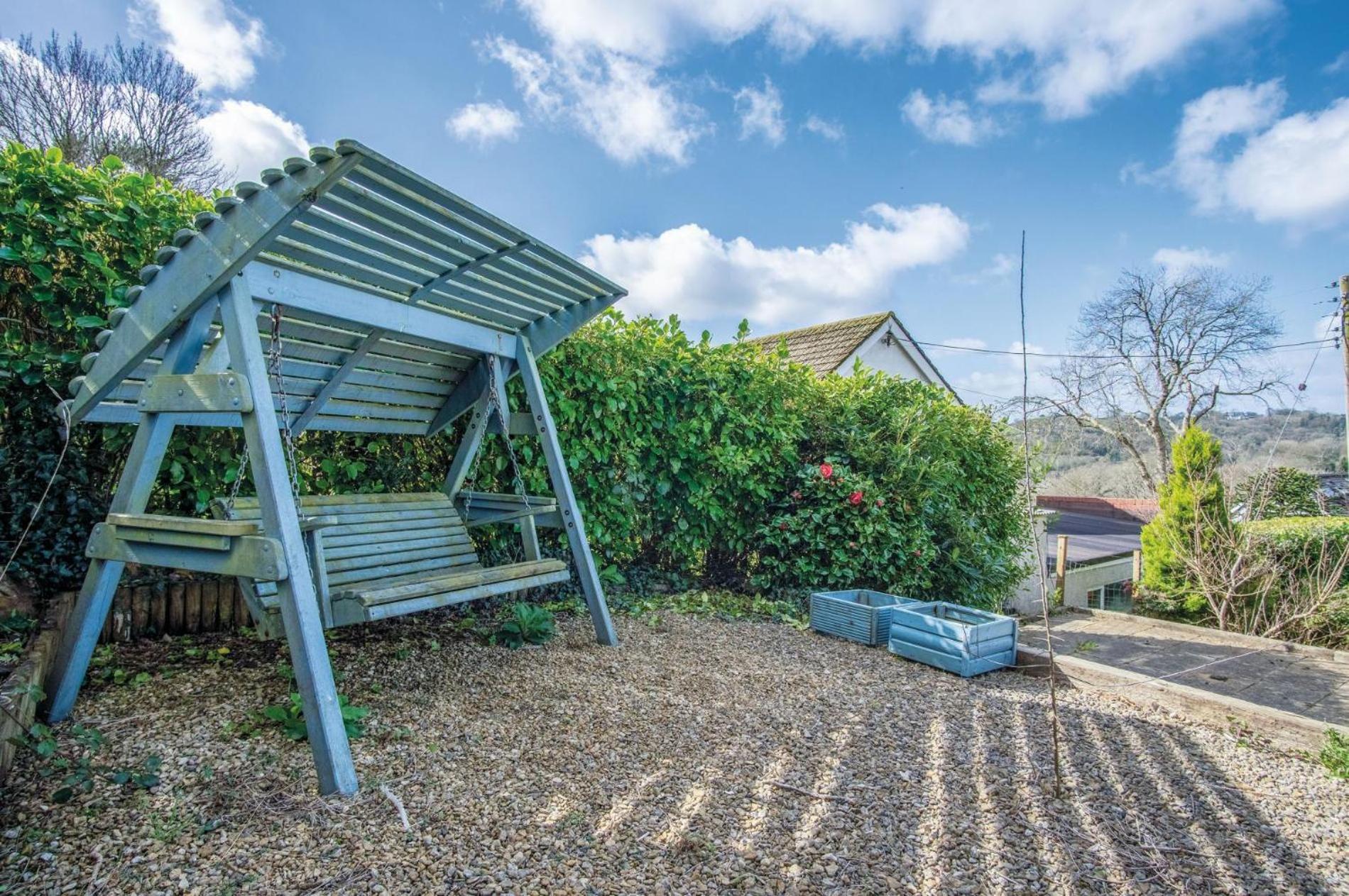 Sorrento - 3 Bed Holiday Home - Wisemans Bridge Stepaside  Exterior photo